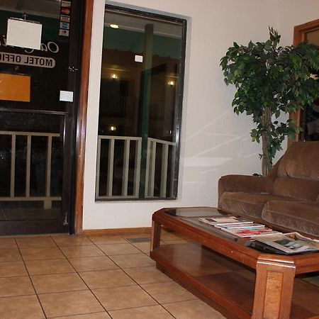 تاهليكوا Oak Hill Inn And Suites المظهر الخارجي الصورة