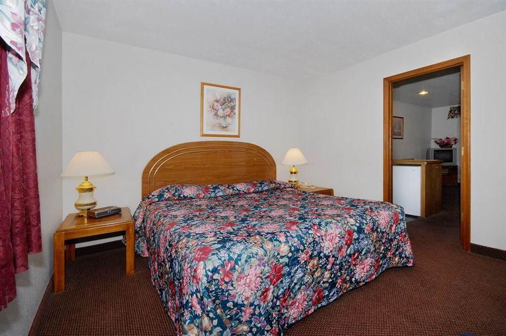 تاهليكوا Oak Hill Inn And Suites المظهر الخارجي الصورة