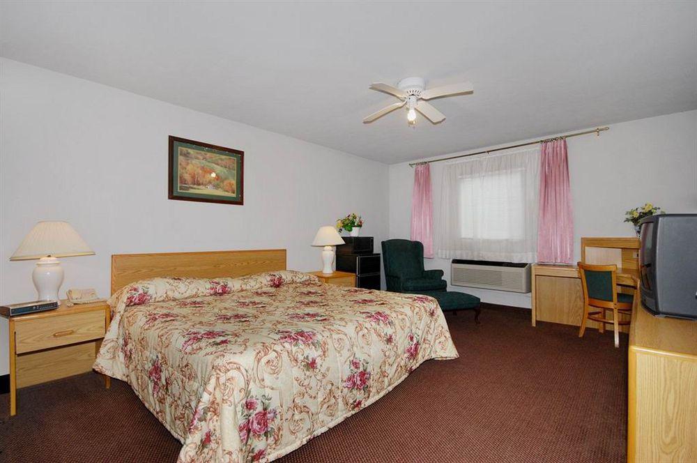 تاهليكوا Oak Hill Inn And Suites المظهر الخارجي الصورة